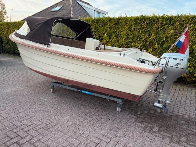 Clever 465 met Honda 20 PK en Buiskap (bj 2006), Watersport en Boten, Sloepen, Gebruikt, 3 tot 6 meter, Overige brandstoffen, Polyester
