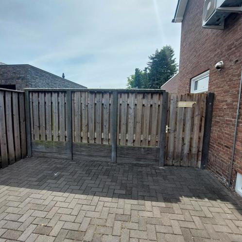 Mooie schutting met poort, Tuin en Terras, Schuttingen, Gebruikt, 2 meter of meer, 3 tot 6 meter, Ophalen