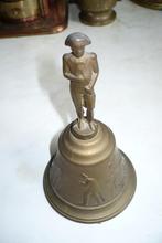 Puntgave antieke bronzen tafelbel met Napoleon, Ophalen of Verzenden, Brons