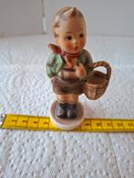 Hummeltje beeldje  oud.️❤️ Germany Goebel., Verzamelen, Beelden en Beeldjes, Ophalen of Verzenden, Zo goed als nieuw, Hummel