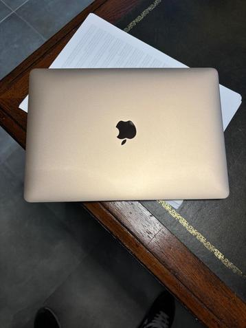 MacBook Air intel i5, 8gb, 120gb ssd kleur goud/roze beschikbaar voor biedingen
