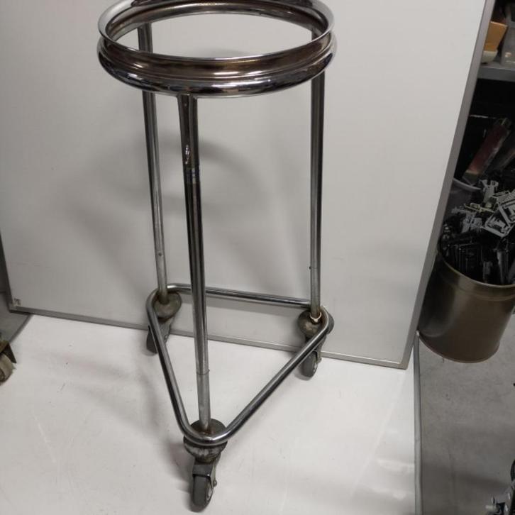 Waszakhouder / knapzakhouder / verrijdbaar, Diversen, Verpleegmiddelen, Nieuw, Ophalen of Verzenden