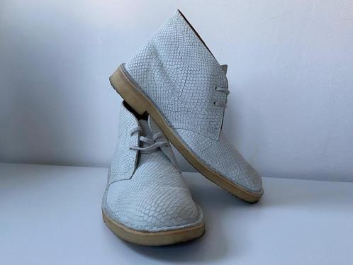 Clarks Desert Boot Maat 40 Dames Off White Slangenpatroon, Kleding | Dames, Schoenen, Gedragen, Overige typen, Wit, Ophalen of Verzenden