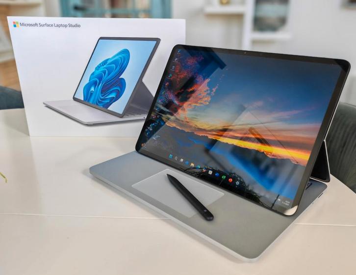 BUITENKANS! SURFACE LAPTOP STUDIO 16GB 2TB Pen2 Hub Office, Computers en Software, Windows Laptops, 14 inch, SSD, 4 Ghz of meer