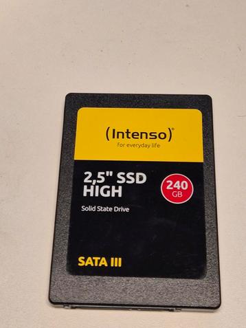 Intenso 240GB SSD 2,5" Sata beschikbaar voor biedingen