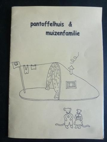 Popjes maken. Pantoffelhuis & muizenfamilie beschikbaar voor biedingen