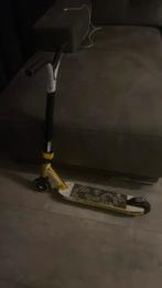 Step nitrocircus los hendel niet goede rem goud zwart en wit, Fietsen en Brommers, Steps, Ophalen, Gebruikt, Gewone step, Nitro Circus