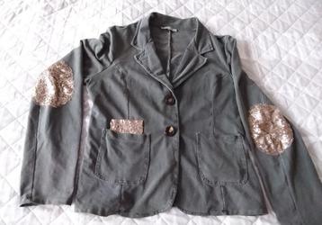 Colbert jasje maat m beschikbaar voor biedingen