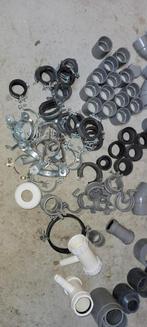 PVC hulpstukken en beugels 40, 50 en 75 mm. Douche put 50 mm, Ophalen, Bochten, Pvc, Nieuw