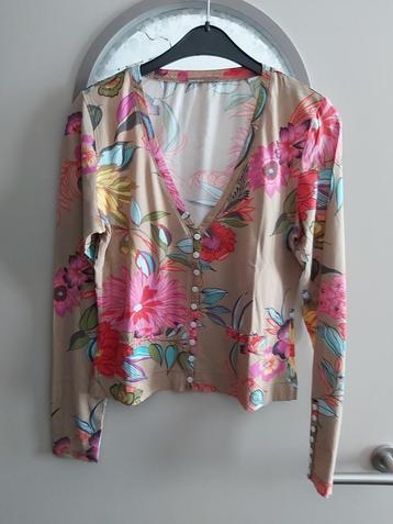 Uno Due shirt lange mouw, mt 38/40 beschikbaar voor biedingen