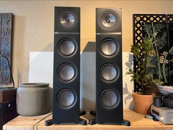 Kef Q700 luidsprekers. beschikbaar voor biedingen
