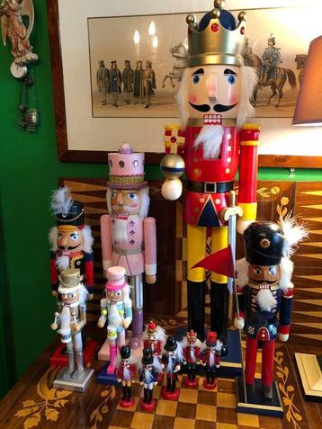 Notenkraker als set of per stuk beschikbaar voor biedingen