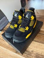 Air Jordan 4 Thunder (GS) maat 36,5 NIEUW IN DOOS / DS, Ophalen of Verzenden, Zo goed als nieuw, Zwart