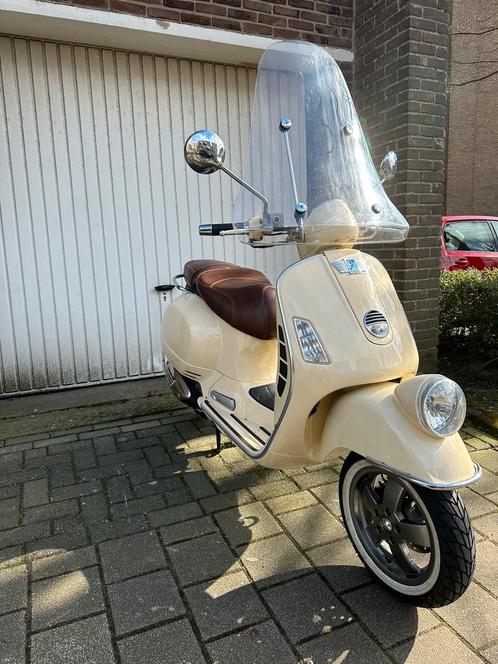 Vespa GTV 250 | 2009 | 16200KM, Motoren, Motoren | Piaggio, Particulier, Scooter, Ophalen