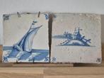 2 oude tegeltjes,  ( zeilschip en een huis op een wierde), Antiek en Kunst, Antiek | Wandborden en Tegels, Ophalen of Verzenden