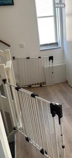A3 (Fenss) Traphekje Safetydoor Wit (3st)- Zo Goed Als Nieuw, Kinderen en Baby's, Traphekjes, Ophalen, Zo goed als nieuw, 115 cm of meer