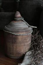 Houten pot met deksel vintage brown, Huis en Inrichting, Woonaccessoires | Overige, Www.jufbrocante.nl, Www.jufbrocante.nl, Nieuw