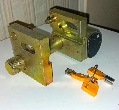 Koppelingsslot te koop met 3 sleutels, Caravans en Kamperen, Caravan accessoires, Zo goed als nieuw, Ophalen