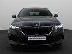 BMW i5 Touring eDrive40 M Sportpakket Pro | Panoramadak | St, Auto's, BMW, Automaat, Stoelverwarming, Zwart, Met garantie (alle)