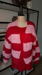 GUTS & GUSTO vest zgan maat M in grof breisel, Ophalen of Verzenden, Zo goed als nieuw, Maat 38/40 (M), Rood