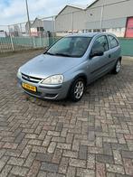 Opel Corsa 1.2 16V 3D 2003 Grijs, Auto's, Origineel Nederlands, Te koop, Zilver of Grijs, 5 stoelen