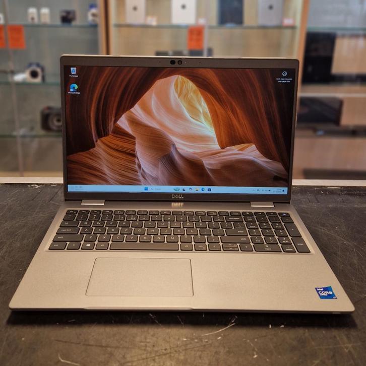 Dell Latitude 5520 Intel Core i7-1185G7 V Pro 16GB 512GB SSD, Computers en Software, Windows Laptops, Zo goed als nieuw