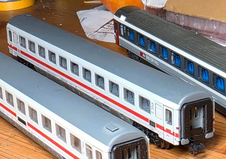 Minitrix DB Intercityrijtuig München-Nürnberg, Hobby en Vrije tijd, Modeltreinen | N-Spoor, Zo goed als nieuw, Wagon, Gelijkstroom