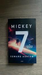Mickey 7 - Edward Ashton NL, Ophalen of Verzenden, Zo goed als nieuw