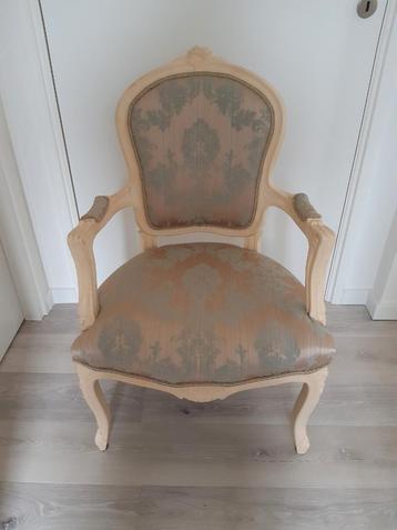 2 stoelen uit Engeland  beschikbaar voor biedingen