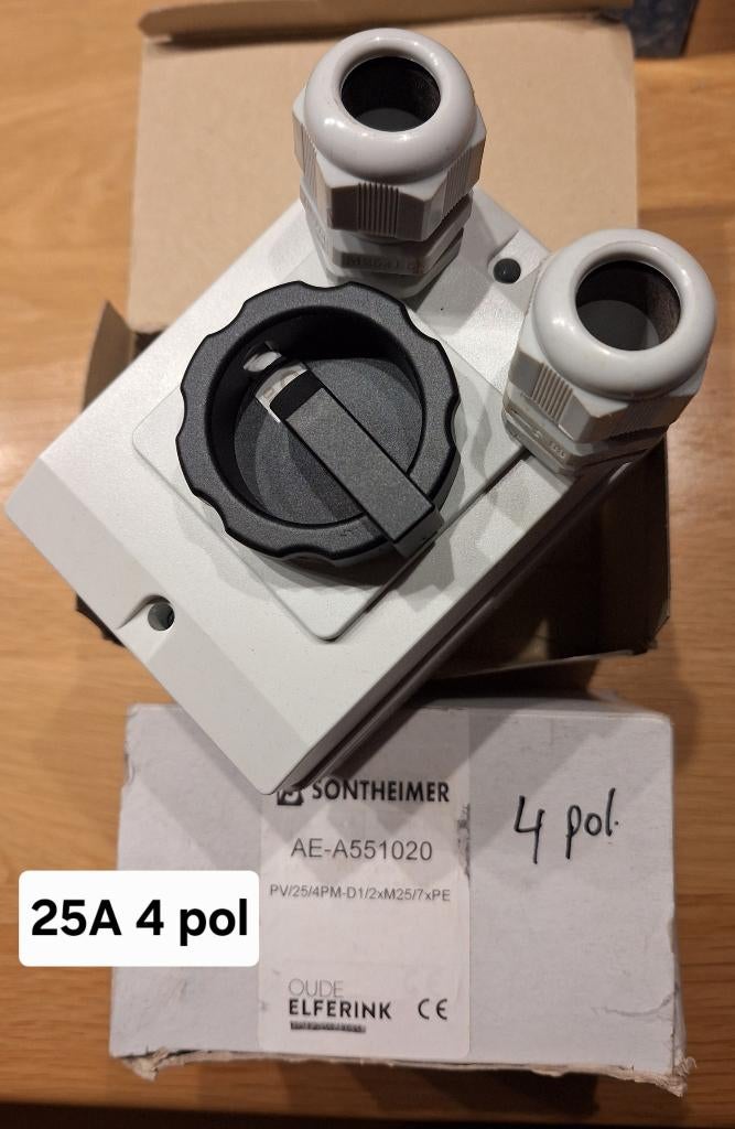 4 werkschakelaars 2 + 4 pol / 25A, Ophalen of Verzenden, Nieuw, Schakelaar
