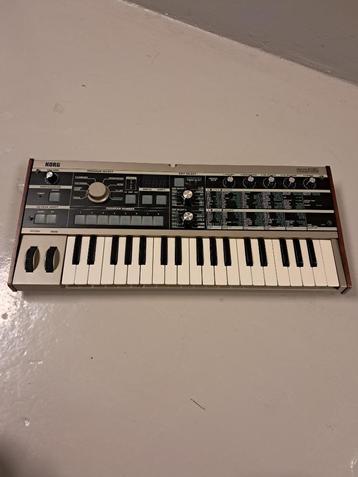 Korg microKORG synth - vocoder beschikbaar voor biedingen