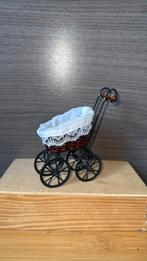 Kinderwagen wandelwagen - hxbxd 11.5x5x10cm, Verzamelen, Ophalen of Verzenden, Zo goed als nieuw, Poppenhuis