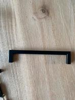 Metalen handgreepjes (zwart), Huis en Inrichting, Minder dan 50 cm, Zwart, Ophalen of Verzenden, Zo goed als nieuw