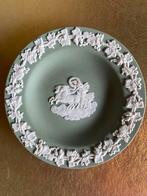 Jasperware saliegroen wedgwood bordje, Antiek en Kunst, Ophalen of Verzenden