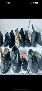 Groot pakket  schoenen,laarzen,sneakers enz  70 paar izgs, Kleding | Dames, Schoenen, Ophalen of Verzenden, Zo goed als nieuw