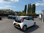 Toyota Aygo 1.0 VVT-i Automaat | X-Play 5-Drs | Airco | Carp, Auto's, Toyota, Automaat, Gebruikt, Euro 6, 4 stoelen