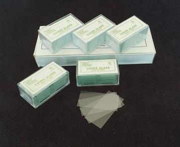 Dekglaasjes 24x50 mm beschikbaar voor biedingen