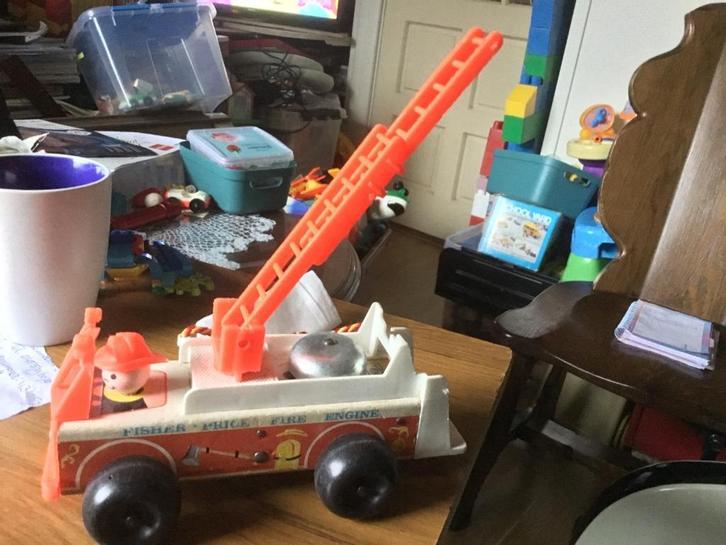 Houten vintage Fisher Price brandweerauto, Kinderen en Baby's, Speelgoed | Fisher-Price, Gebruikt, Duw- of Trekspeelgoed, Met geluid