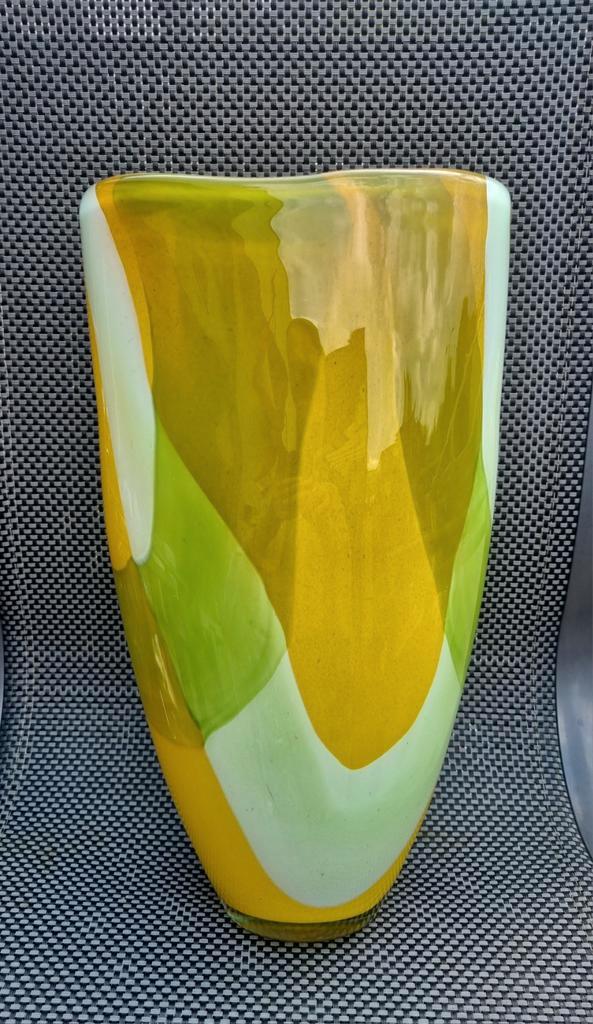 Grote zware vintage glazen vaas geel groen, Antiek en Kunst, Antiek | Glas en Kristal, Ophalen of Verzenden