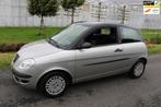 Lancia Ypsilon 1.2 Argento met Airco, Auto's, Lancia, Voorwielaandrijving, Gebruikt, Origineel Nederlands, Bedrijf