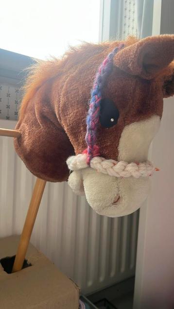 hobbyhorse te koop met spullen! beschikbaar voor biedingen