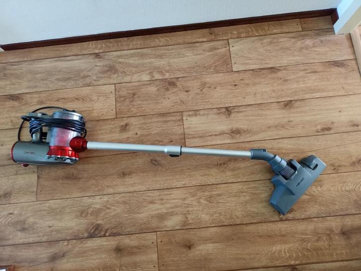 Stofzuiger cycloon hand SHC2 600W van Nevac, Witgoed en Apparatuur, Stofzuigers, Zo goed als nieuw, Stofzuiger, Minder dan 1200 watt