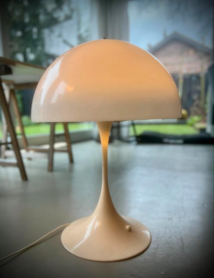 Louis Poulsen Tafellamp 75cm hoog, Huis en Inrichting, Lampen | Vloerlampen, Gebruikt, Minder dan 100 cm, Kunststof, Ophalen