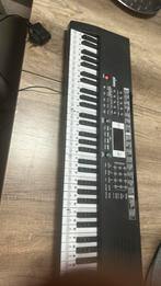 piano en een microfoon, Ophalen, Zo goed als nieuw, 88 toetsen, Yamaha