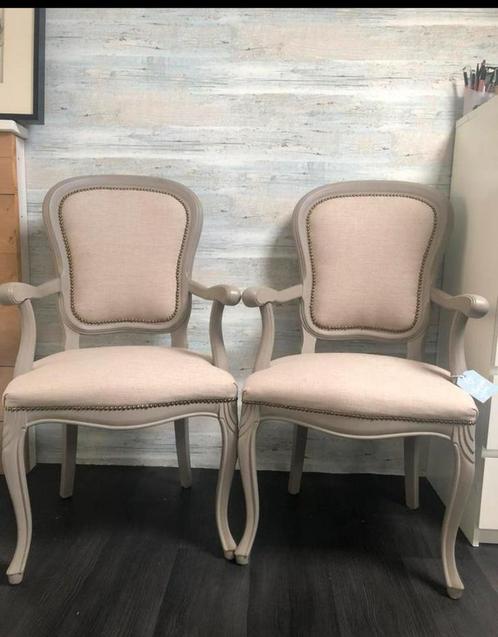 Twee stevige gerestylde stoelen brocante queen anne taupe, Huis en Inrichting, Stoelen, Zo goed als nieuw, Twee, Hout, Overige kleuren
