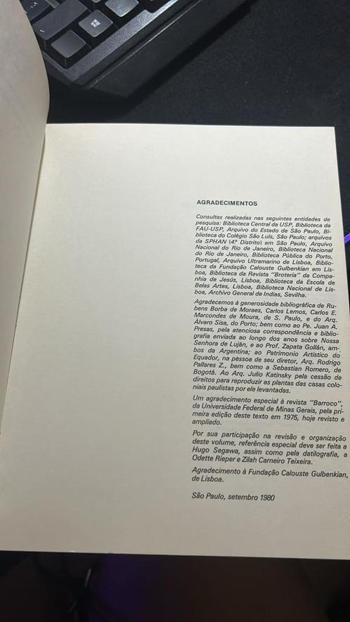 A Hispanidade em São Paulo – Aracy Amaral, Boeken, Overige Boeken, Zo goed als nieuw, Ophalen of Verzenden