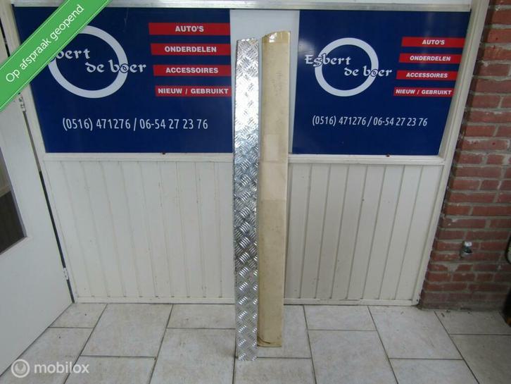 Instaplijst achterbumper beschermplaat mercedes vito 639, Auto-onderdelen, Interieur en Bekleding, Mercedes-Benz, Gebruikt, Ophalen of Verzenden