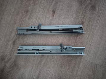 Ikea besta lade - afbeelding 2