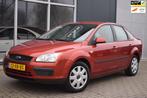Ford Focus 1.6-16V Trend | Airco | Cruise | NAP + APK 12-202, Auto's, 1596 cc, Gebruikt, Zwart, 635 kg