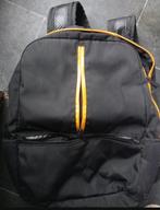 AMG rugtas, Sieraden, Tassen en Uiterlijk, Ophalen of Verzenden, Zo goed als nieuw, 25 tot 40 cm